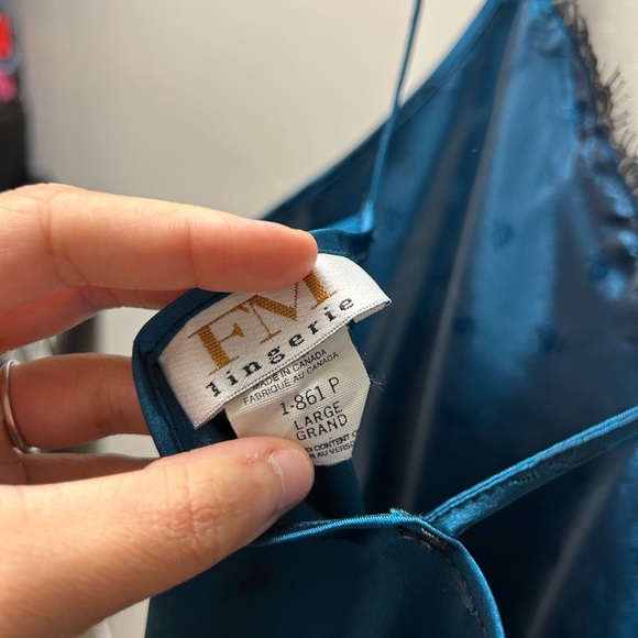 FM Lingerie Vintage Silk and Lace Slip Night Gown - Picture 4 of 4